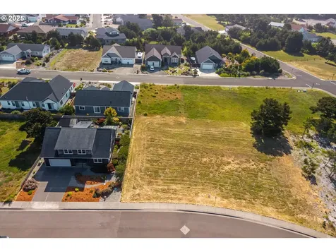 2710 Lincoln Avenue SW Bandon OR 97411