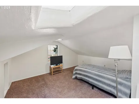 1254 N 6th Street Coos Bay OR 97420