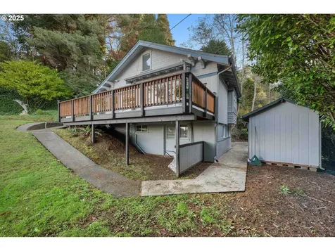 1254 N 6th Street Coos Bay OR 97420