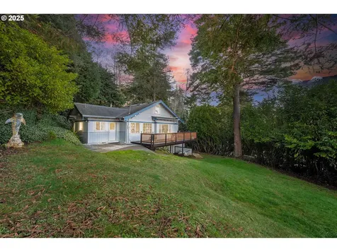 1254 N 6th Street Coos Bay OR 97420