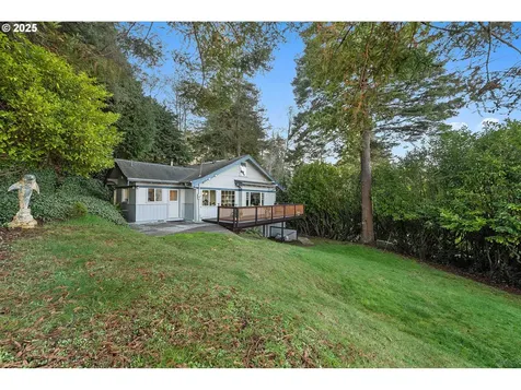 1254 N 6th Street Coos Bay OR 97420