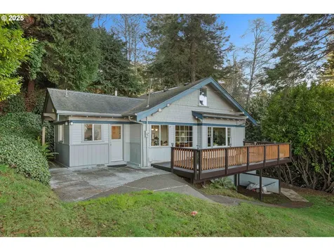1254 N 6th Street Coos Bay OR 97420