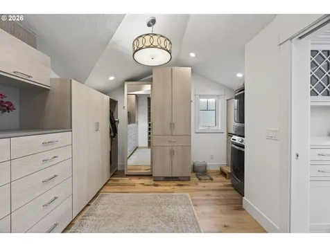 525 SW Point Avenue Depoe Bay OR 97341