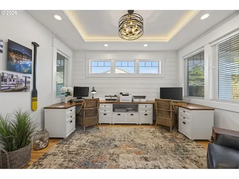 525 SW Point Avenue Depoe Bay OR 97341