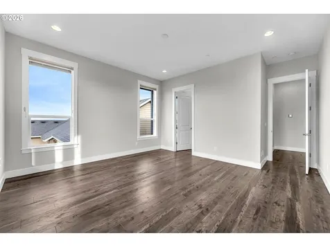 2031 NW Larkspur Street Camas WA 98607