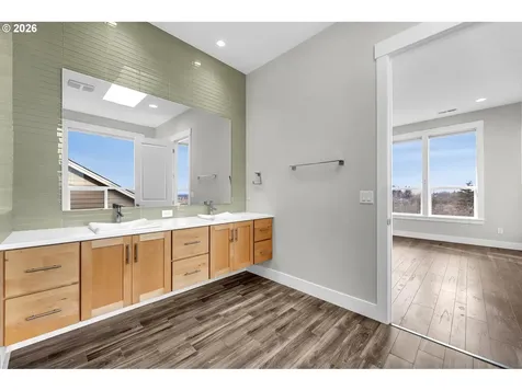 2031 NW Larkspur Street Camas WA 98607