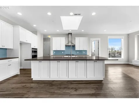 2031 NW Larkspur Street Camas WA 98607