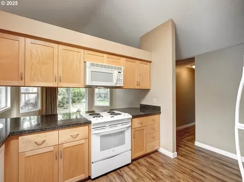 374 NE 15th Court Hillsboro OR 97124