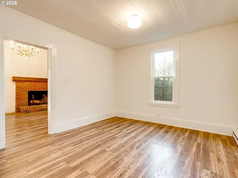 9315 N Edison Street Portland OR 97203
