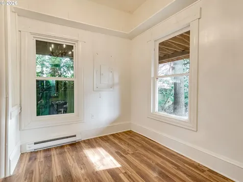9315 N Edison Street Portland OR 97203