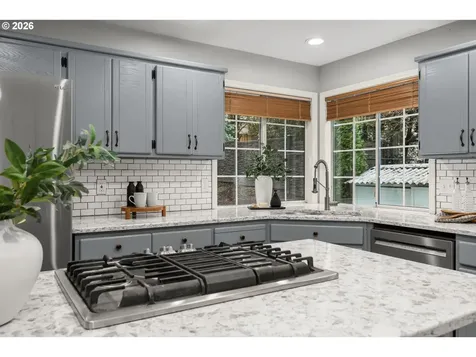 2807 SW 28th Drive Portland OR 97219