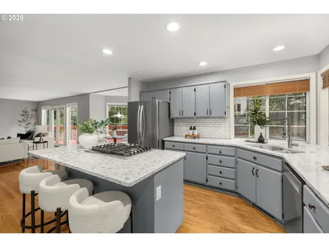 2807 SW 28th Drive Portland OR 97219