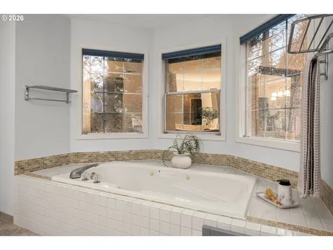 2807 SW 28th Drive Portland OR 97219