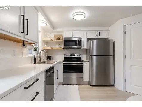 1255 NW Trail Avenue Portland OR 97229