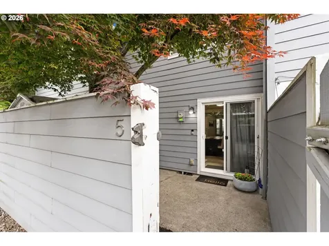 1255 NW Trail Avenue Portland OR 97229