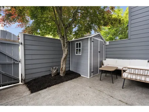 1255 NW Trail Avenue Portland OR 97229