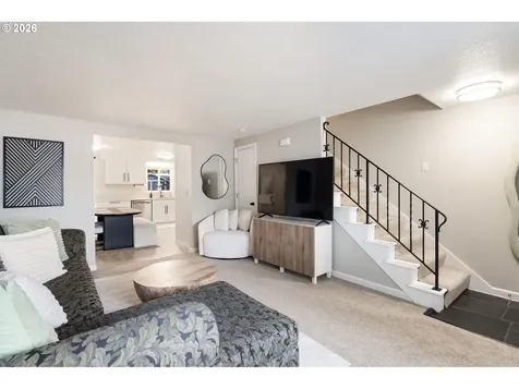 1255 NW Trail Avenue Portland OR 97229