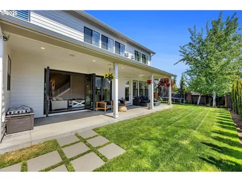 5605 NW 144th Circle Vancouver WA 98685