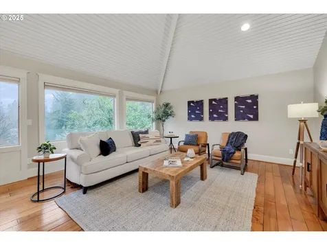 5217 Summit Street West Linn OR 97068