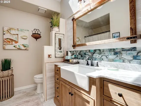 7485 SW Lakeside Drive Wilsonville OR 97070