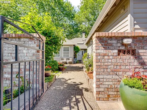 7485 SW Lakeside Drive Wilsonville OR 97070