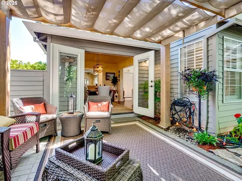 7485 SW Lakeside Drive Wilsonville OR 97070