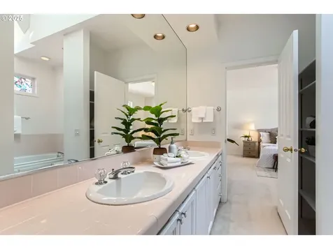 15903 NW Tullamorrie Way Portland OR 97229