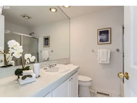 15903 NW Tullamorrie Way Portland OR 97229