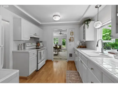 10518 NE Rosewood Avenue Vancouver WA 98662