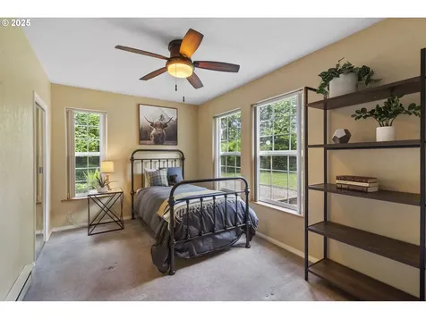 10518 NE Rosewood Avenue Vancouver WA 98662