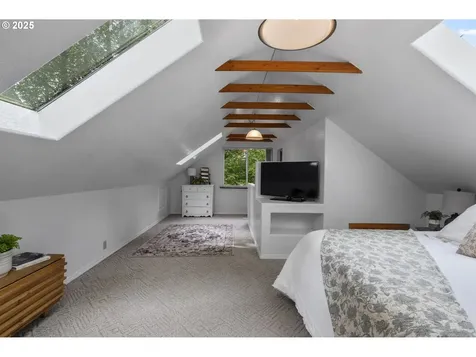 10518 NE Rosewood Avenue Vancouver WA 98662