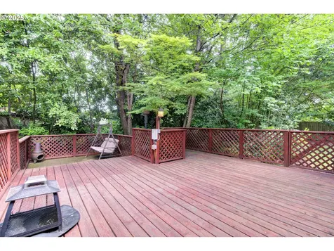 10518 NE Rosewood Avenue Vancouver WA 98662