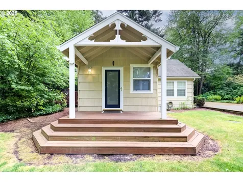 10518 NE Rosewood Avenue Vancouver WA 98662