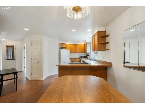 572 Little Valley Road Roseburg OR 97471
