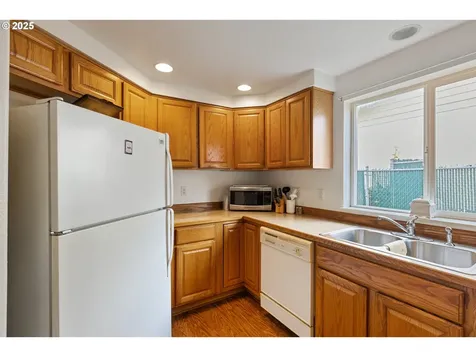 572 Little Valley Road Roseburg OR 97471