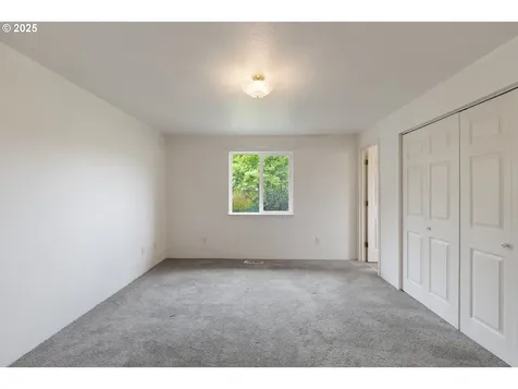 572 Little Valley Road Roseburg OR 97471