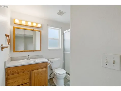 572 Little Valley Road Roseburg OR 97471