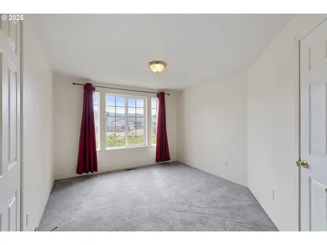 572 Little Valley Road Roseburg OR 97471
