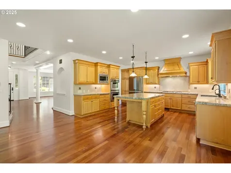 4123 Chad Drive Lake Oswego OR 97034