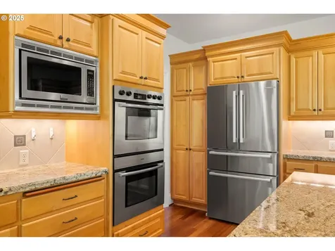 4123 Chad Drive Lake Oswego OR 97034