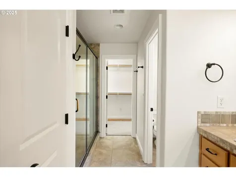 4123 Chad Drive Lake Oswego OR 97034