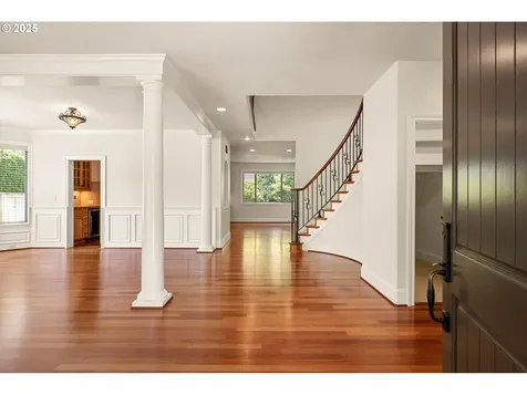 4123 Chad Drive Lake Oswego OR 97034