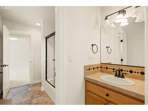 4123 Chad Drive Lake Oswego OR 97034