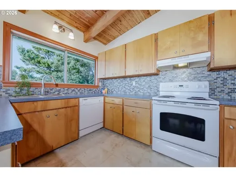 26765 Nedonna Avenue Rockaway Beach OR 97136