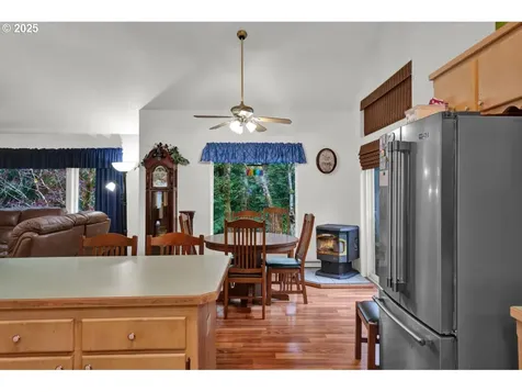 3347 31st Street Florence OR 97439