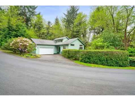 3347 31st Street Florence OR 97439