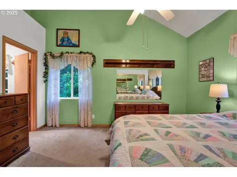 3347 31st Street Florence OR 97439