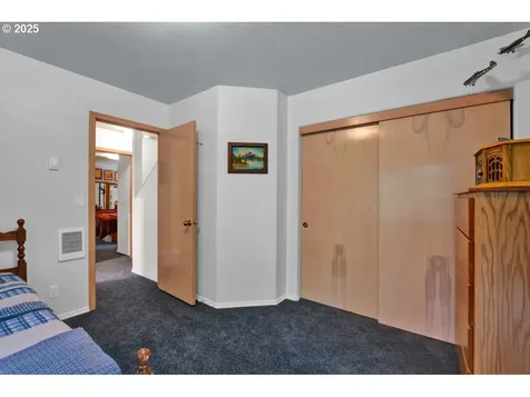 3347 31st Street Florence OR 97439