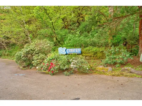 3347 31st Street Florence OR 97439