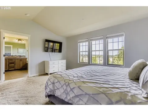 28515 SW Dundee Lane Wilsonville OR 97070